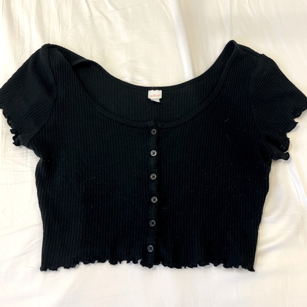 Cute black crop top shirt